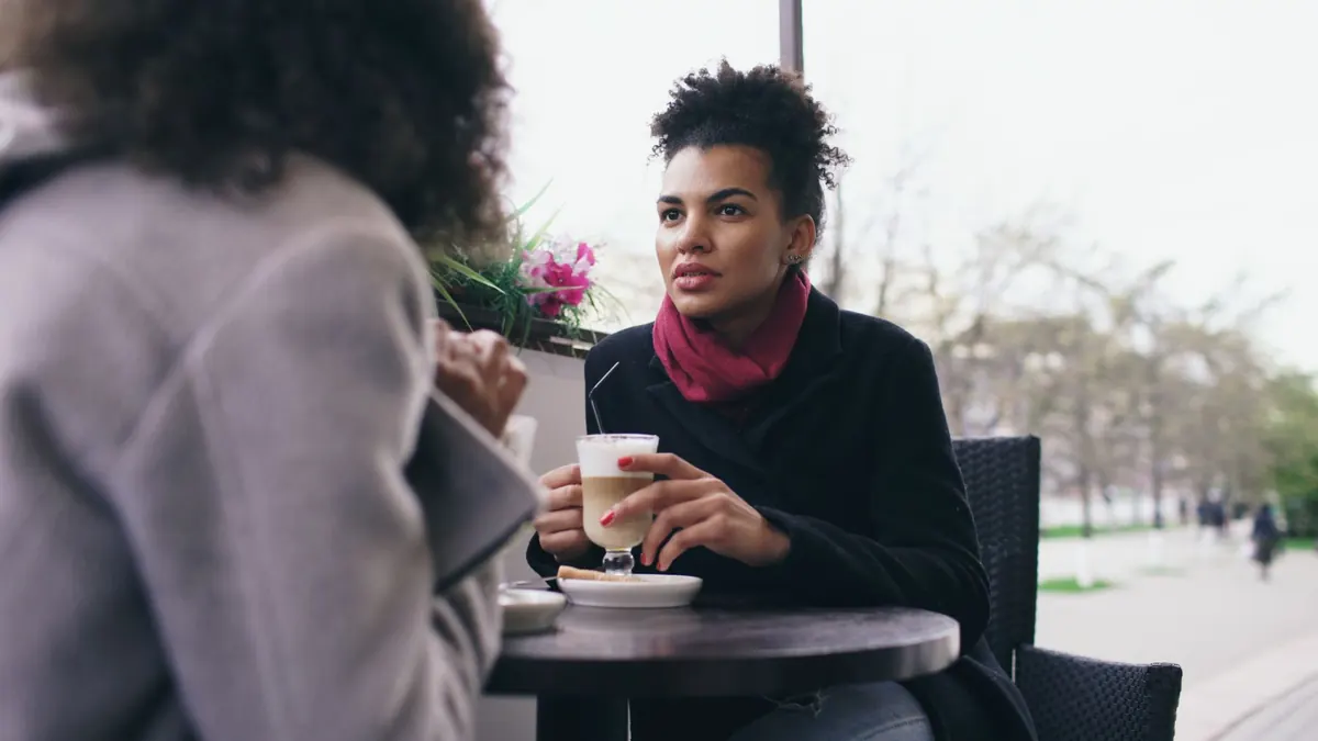Common Mistakes in Writing Dialogue for British Characters (and How to Fix Them)