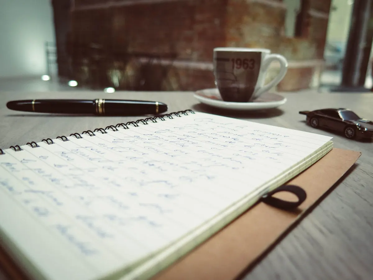 How to Start a Commonplace Book for Reading Notes and Favourite Quotes